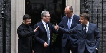 تأييد أوروبي لأوكرانيا وزيلينسكي يرفض التنازل عن أراض لروسيا