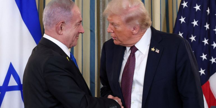 نتنياهو: سأبحث نووي إيران والمرحلة التالية من خطة غزة مع ترامب