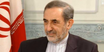 مستشار خامنئي: “حزب الله” لن يتخلى عن سلاحه ويُشكل أهم أعمدة جبهة المقاومة ويؤدي دوراً محورياً في مواجهة إسرائيل