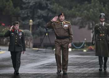 ما الأسباب المحتملة لتحطم طائرة رئيس الأركان الليبي ؟