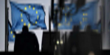 نيوزويك: رسالة أوروبا – استعدوا للحرب!