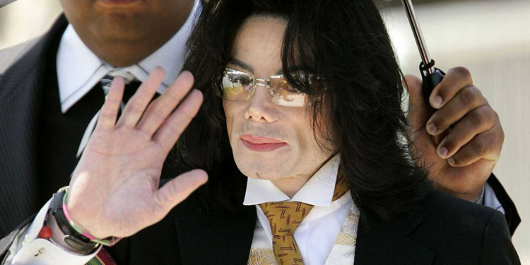 بعد 16 عاما.. تفاصيل صادمة في تقرير تشريح جثة مايكل جاكسون