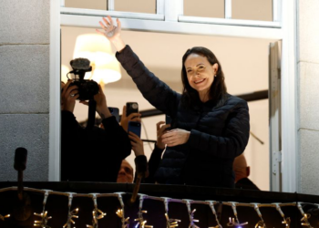 معهد نوبل: قرار منح الجوائز نهائي ولا يمكن نقلها