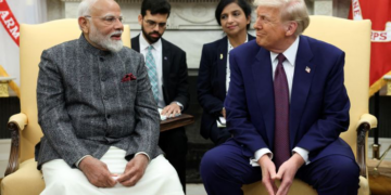 ترامب يهدد الهند بسبب النفط الروسي