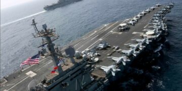 الجيش الأميركي يعلن وصول حاملة الطائرات يو إس إس أبراهام لينكولن إلى الشرق الأوسط في ظل تصاعد التوترات مع إيران