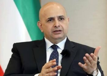 مرسوم أميري بسحب الجنسية من سفير الكويت الحالي في لندن