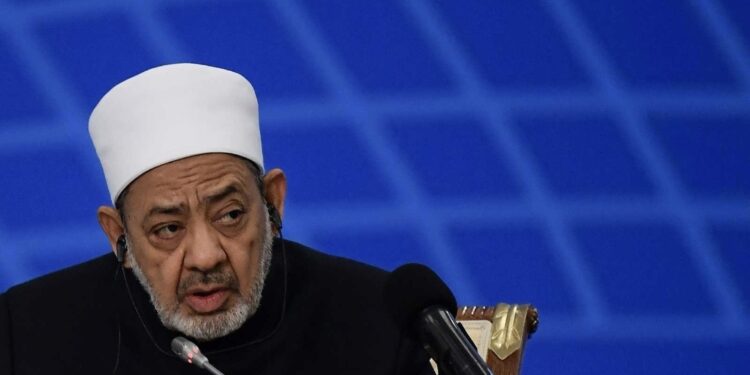 شيخ الأزهر يدعو اليمنيين لـ”إعلاء صوت العقل والحكمة”