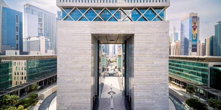 الإمارات ترسّخ مكانتها عاصمة عالمية لإدارة الثروات