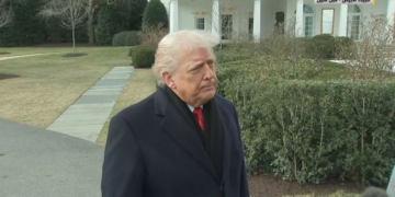 ترامب: لم يقنعني أحد بشأن إيران وأنا من أقنعت نفسي