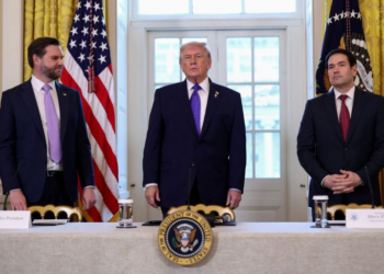 مسؤولون أميركيون سابقون: غزو غرينلاند سيكون حماقة إستراتيجية