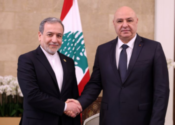 عراقجي يتحدث عن “فصل جديد” في علاقات إيران ولبنان