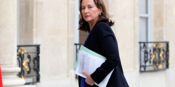 مرشحة سابقة للرئاسة الفرنسية تدعو بلادها إلى احترام سيادة الجزائر