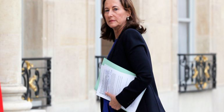 مرشحة سابقة للرئاسة الفرنسية تدعو بلادها إلى احترام سيادة الجزائر