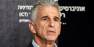 مدير الموساد يصل أميركا لبحث تطورات إيران