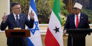 خلال زيارة “أرض الصومال”.. ساعر يصف فلسطين بـ”دولة افتراضية”