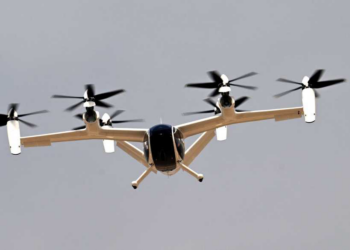 دبي تبدأ تشغيل التاكسي الجوي بحلول نهاية العام