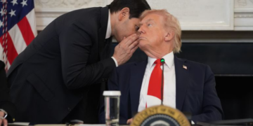 روبيو: نسعى لشراء غرينلاند بدلا من غزوها!!!