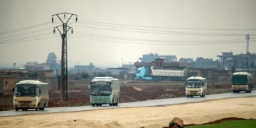 واشنطن تعلن إنجاز نقل أكثر من خمسة آلاف سجين يشتبه بانتمائهم إلى تنظيم الدولة الإٍسلامية من سوريا إلى العراق 