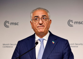 رضا بهلوي يدعو واشنطن للتدخل العسكري في إيران