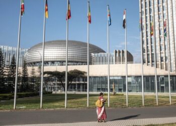 افتتاح القمة الأفريقية بأديس أبابا ودعوات لاستفادة شعوب القارة من مواردها