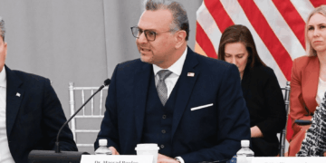 بولس: نعمل على ضمان الانتقال نحو حكم مدني شامل في السودان