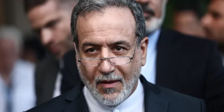 عراقجي: لن نرضخ لترامب ولن نتخلى عن تخصيب “اليورانيوم” حتى في حال الحرب والجميع يخشى نووي إيران