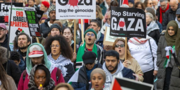 عودة المظاهرات بأوروبا للمطالبة بوقف إبادة غزة والإفراج عن الأسرى الفلسطينيين