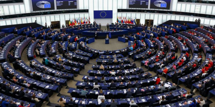 رايتس ووتش تنتقد تعديلات قانونية أوربية “تهدد حق طلب اللجوء”