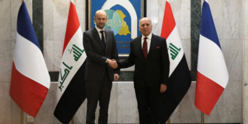 زيارة وزير خارجية فرنسا إلى العراق تؤكد أولوية التفاوض في المنطقة