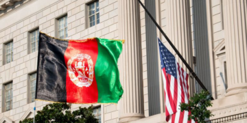 الكونغرس يدير ظهره للمتعاونين الأفغان وينهي تأشيراتهم