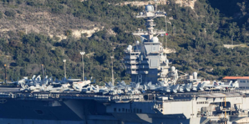 تعزيزات ضخمة.. حاملة الطائرات الأميركية الأكبر تبلغ اليونان