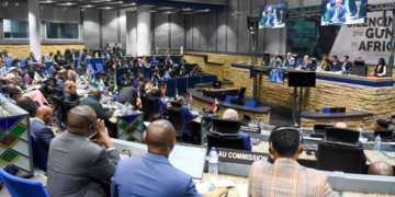 “السلم والأمن الأفريقي” يُبقي على تجميد عضوية السودان