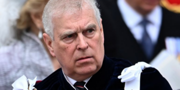 بريطانيا.. وثائق إبستين تُجبر أندرو على مغادرة قلعة وندسور الملكية