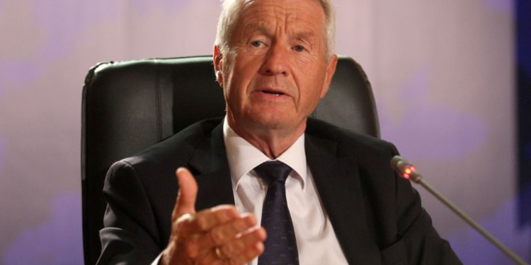 الشرطة تفتش منزل رئيس وزراء النرويج السابق بسبب علاقته بإبستين