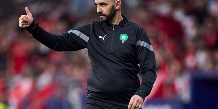 الركراكي مرشح لخلافة دي زيربي في تدريب مرسيليا