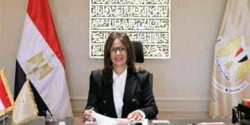 جدل حول تعيين وزيرة الثقافة الدكتورة جيهان زكي بمصر والحكومة الجديدة ترد أن لا أحكام باتة في حقها !