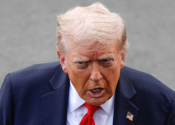 صراع داخلي بالبيت الأبيض.. ترمب يواجه خلافات حول مسار حرب إيران