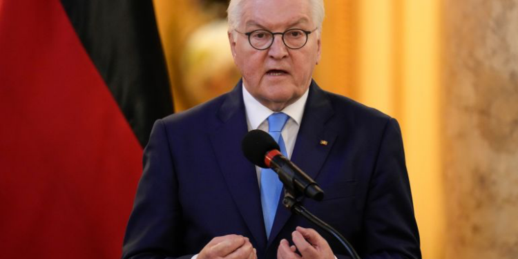 الرئيس الألماني: الحرب على إيران خطأ كارثي ومخالفة للقانون الدولي