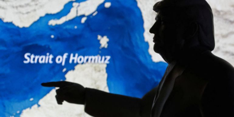 صحف أمريكية: ترمب يبحث عن مخرج من حرب إيران لكن كيف؟