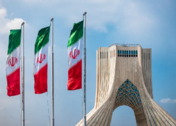 دول عربية تدين استهدافها من ايران وتعتبرانه “انتهاكا” للسيادة وتُحذر من انزلاق المنطقة إلى الفوضى الشاملة