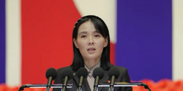 شقيقة زعيم كوريا الشمالية تنتقد الضربات الأميركية الإسرائيلية على إيران وتصفها بأنها “عمل عدواني غير قانوني” يكشف عن طبيعة واشنطن “البلطجية”