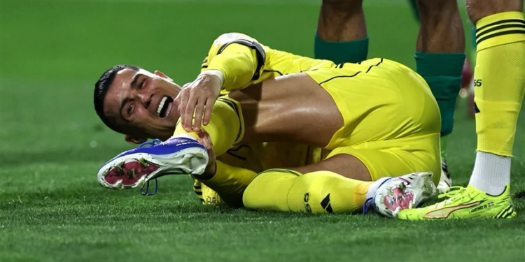 رحلة علاجية عاجلة في مدريد.. مخاوف من غياب رونالدو عن المونديال