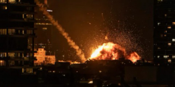 إندبندنت: الحرب على إيران تُنذر بالإرهاب والفوضى وانتشار الأسلحة النووية