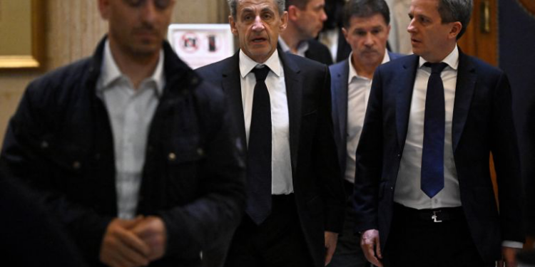 ساركوزي يتبرأ من تهم فساد بشأن تمويل حملته الرئاسية في 2007