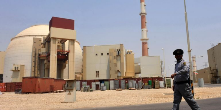 “الطاقة الذرية” تحذّر وموسكو ترفض استهداف محطات الطاقة النووية الإيرانية