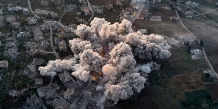 يديعوت أحرونوت: العملية الإسرائيلية بجنوب لبنان قد تستمر سنوات