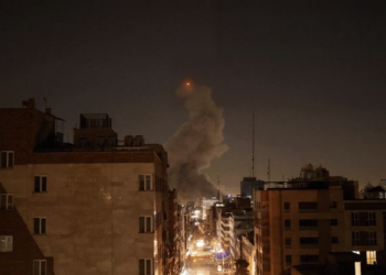 إيران تنعى 7 من قادتها العسكريين والغارات الأمريكية الإسرائيلية تطال 2000 هدف