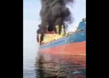 إيران تنفي استهداف أراضي وموانئ سلطنة عُمان