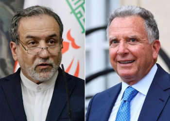 رسائل نقلتها 3 دول.. أكسيوس يكشف تفاصيل محادثات منفصلة مع ويتكوف وعراقجي