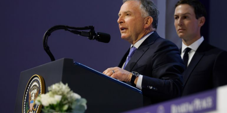 ترقُّب أمريكي لرد طهران والجيش الإيراني: نهاية الحرب بيدنا